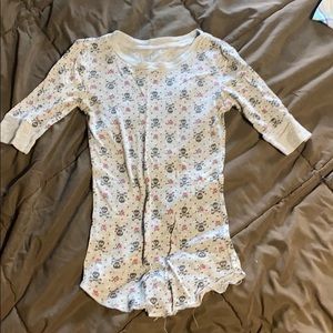 Grey Skulls and Hearts 3/4 length shirt